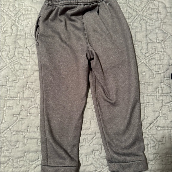 Nike Joggers and Jacket - Picture 4 of 6